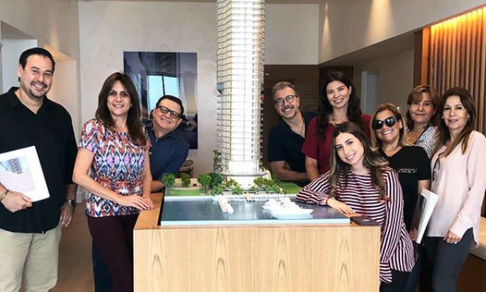 1 Miami Realty