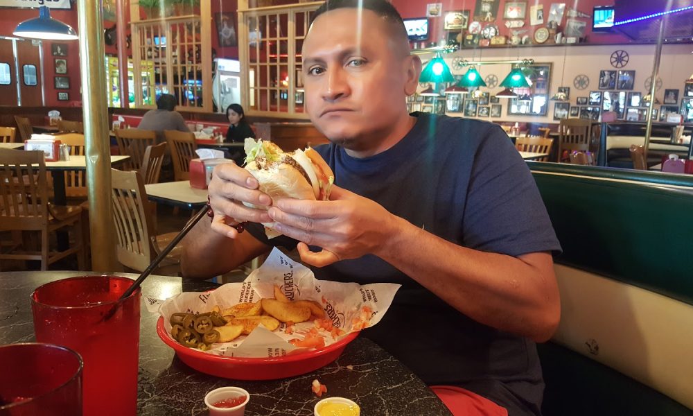 Fuddruckers