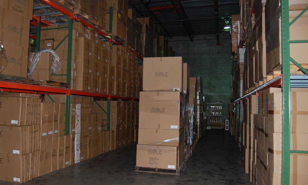 Bath for living warehouse