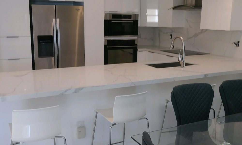 Napoles Cabinets