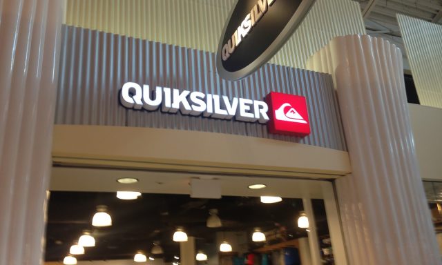 Quiksilver Factory store