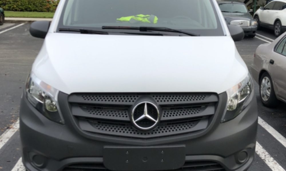 R&V Courier