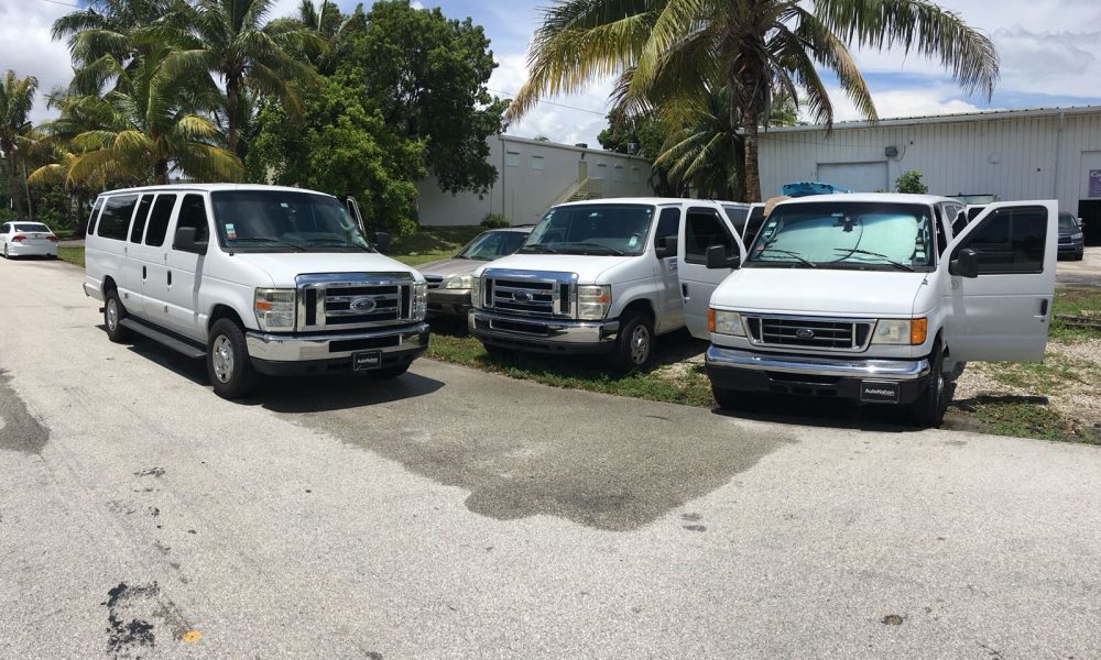 Traveller Solution & Transportation Limo Car Service